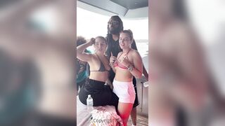 Bella Thorne (Bellathorne) OnlyFans Leaks Hot Gal Porn Video 16