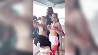 Bella Thorne (Bellathorne) OnlyFans Leaks Hot Gal Porn Video 16