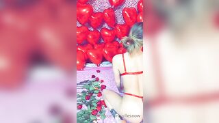 Nicollesnow (Nicolle Snow) OnlyFans Leaks Certified Sweetheart is a SQUIRT QUEEN 129