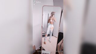 Rajekveronika (VERONIKA RAJEK) OnlyFans Leaks Girl Porn Video  OnlyFans Leaks Girl Porn Video 4