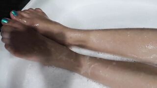 Christinakhalil (Christina Khalil) OnlyFans Famous Lebanese-born social media influencer 39