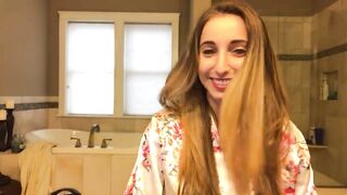 Christinakhalil (Christina Khalil) OnlyFans Leaks YouTube Lebanese-born social media influencer 33