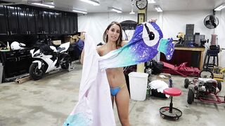 Christinakhalil (Christina Khalil) OnlyFans Leaks YouTube Lebanese-born social media influencer 25