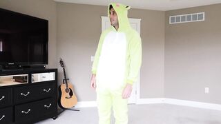 Christinakhalil (Christina Khalil) OnlyFans Leaks YouTube Lebanese-born social media influencer 18