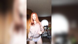 Redfoxofficial (Red Fox Official) OnlyFans Leaks Red Head Babe Theredfoxlife 240