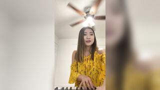 Jasminericegirl (Jasmine Rice) OnlyFans Leaks Asian Chinese gorilla grip coochie 2