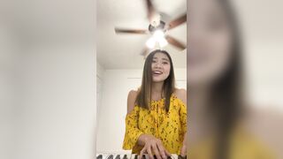 Jasminericegirl (Jasmine Rice) OnlyFans Leaks Asian Chinese gorilla grip coochie 2