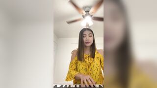 Jasminericegirl (Jasmine Rice) OnlyFans Leaks Asian Chinese gorilla grip coochie 2