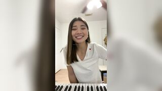 Jasminericegirl (Jasmine Rice) OnlyFans Leaks Asian Chinese gorilla grip coochie 25