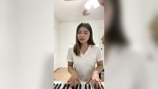 Jasminericegirl (Jasmine Rice) OnlyFans Leaks Asian Chinese gorilla grip coochie 25