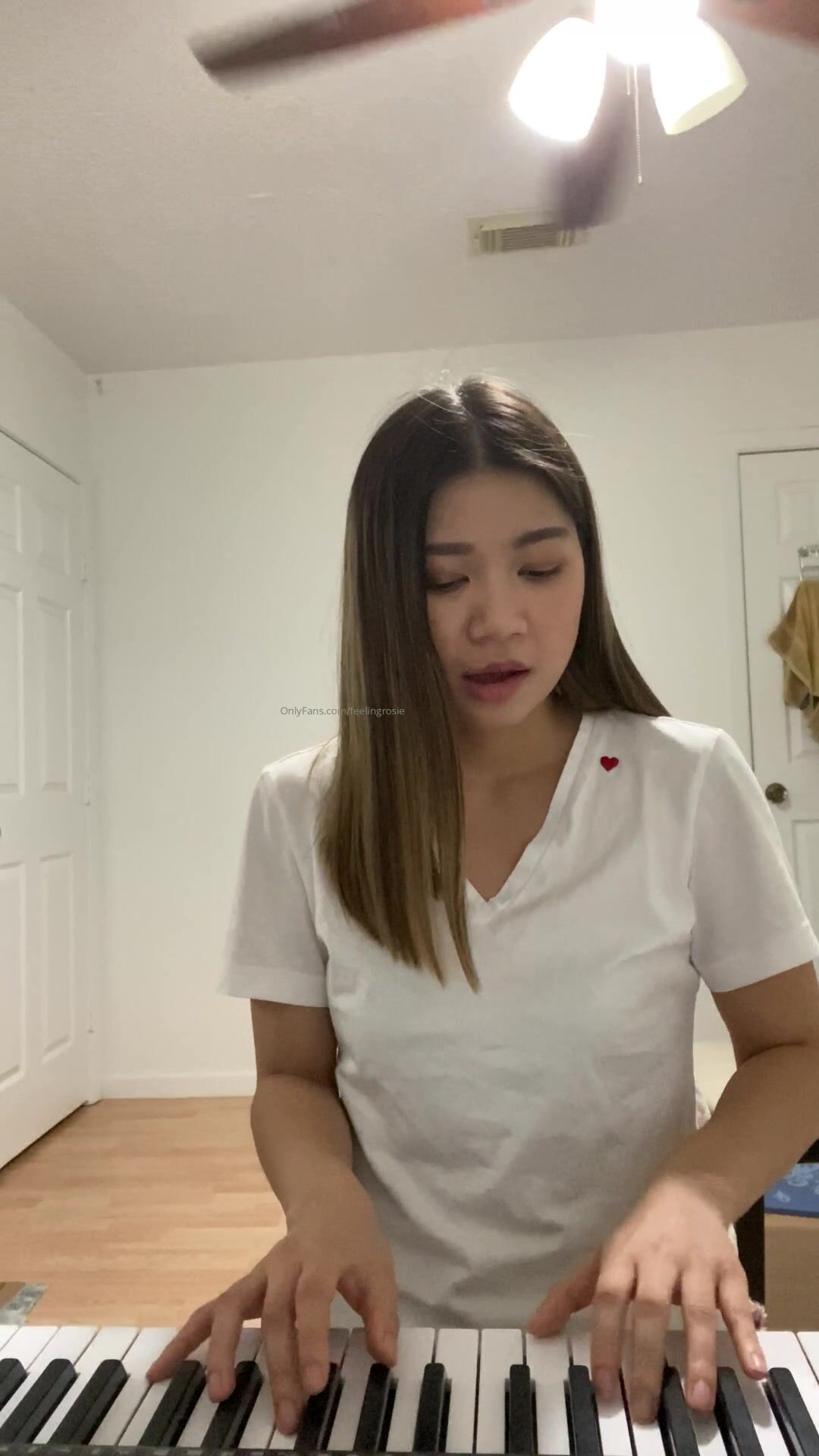 Jasminericegirl (Jasmine Rice) OnlyFans Leaks Asian Chinese gorilla