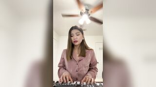 Jasminericegirl (Jasmine Rice) OnlyFans Leaks Asian Chinese gorilla grip coochie 32