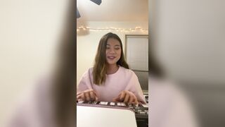 Jasminericegirl (Jasmine Rice) OnlyFans Leaks Asian Chinese gorilla grip coochie 52