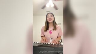 Jasminericegirl (Jasmine Rice) OnlyFans Leaks Asian Chinese gorilla grip coochie 24