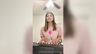 Jasminericegirl (Jasmine Rice) OnlyFans Leaks Asian Chinese gorilla grip coochie 24