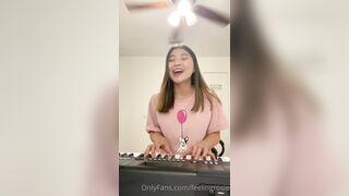 Jasminericegirl (Jasmine Rice) OnlyFans Leaks Asian Chinese gorilla grip coochie 24