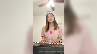 Jasminericegirl (Jasmine Rice) OnlyFans Leaks Asian Chinese gorilla grip coochie 24