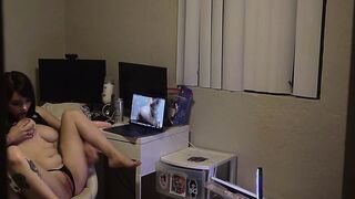 Enrapturesg (Elise Tails) OnlyFans Leaks Enrapture Nerdy Petite Curves Girl 28