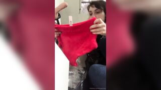 Enrapturesg (Elise Tails) OnlyFans Leaks Enrapture Nerdy Petite Curves Girl 23
