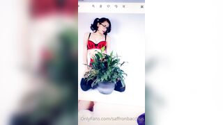 Saffronbacchus (Saffron Bacchus) OnlyFans Leaks Sexy Snaps of Candian Girl 3