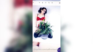 Saffronbacchus (Saffron Bacchus) OnlyFans Leaks Sexy Snaps of Candian Girl 3