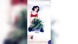 Saffronbacchus (Saffron Bacchus) OnlyFans Leaks Sexy Snaps of Candian Girl 3