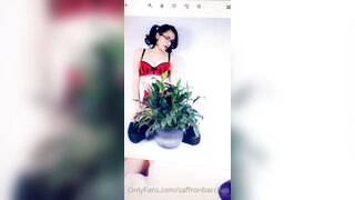 Saffronbacchus (Saffron Bacchus) OnlyFans Leaks Sexy Snaps of Candian Girl 3