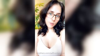 Saffronbacchus (Saffron Bacchus) OnlyFans Leaks Sexy Snaps of Candian Girl 27