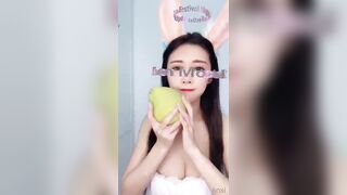 Vyvan Le (vyvanle) OnlyFans Leaks Netherlands Asian Chinese Babe 51