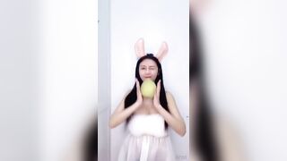 Vyvan Le (vyvanle) OnlyFans Leaks Netherlands Asian Chinese Babe 51