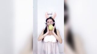 Vyvan Le (vyvanle) OnlyFans Leaks Netherlands Asian Chinese Babe 51