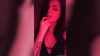 Troublekels (troublekels_official) OnlyFans Leaks Charleston Trouble Kels Girls 18