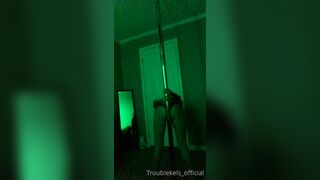 Troublekels (troublekels_official) OnlyFans Leaks Charleston Trouble Kels Girls 37