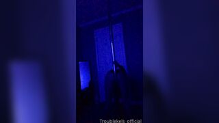 Troublekels (troublekels_official) OnlyFans Leaks Charleston Trouble Kels Girls 37