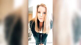 Kristikreamvip (paraprincess77) OnlyFans Leaks Paramedic 45 yo milf 22