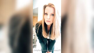 Kristikreamvip (paraprincess77) OnlyFans Leaks Paramedic 45 yo milf 22