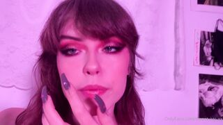 Sweet_ivy_xx (Eden Ivy) OnlyFsns Leaks Horny Little Anal Slut 15