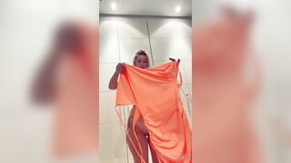 Suavemariaa (Miss_juliaa) OnlyFans Leaks Hot Milf Mom of 2 Yorkies 52