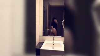 Vanessa__xx (vanessaxx) OnlyFans Leaks Horny Asian Chinese with Bootyful Ass 2