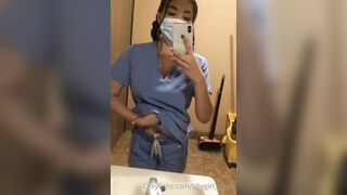 Bbygirl_molly (Molly) OnlyFans Leaks Petite Freaky Asian girl booty & phat 19