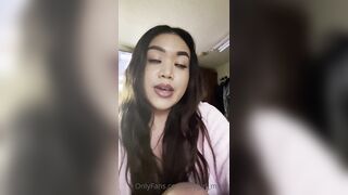 Bbygirl_molly (Molly) OnlyFans Leaks Petite Freaky Asian girl booty & phat 8