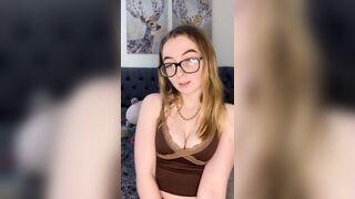 Tyleranderinx (TylerAndErin) OnlyFans Leaks 19 & 22 years old couple who love to get down and dirty 175