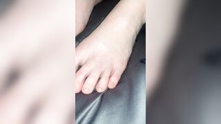 Tyleranderinx (TylerAndErin) OnlyFans Leaks 19 & 22 years old couple who love to get down and dirty 185