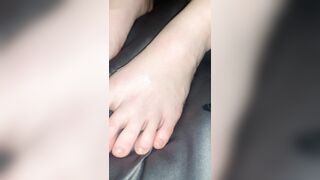 Tyleranderinx (TylerAndErin) OnlyFans Leaks 19 & 22 years old couple who love to get down and dirty 185
