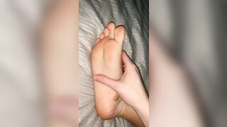 Tyleranderinx (TylerAndErin) OnlyFans Leaks 19 & 22 years old couple who love to get down and dirty 194