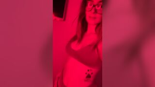 Tyleranderinx (TylerAndErin) OnlyFans Leaks 19 & 22 years old couple who love to get down and dirty 183