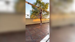 Leslie Golden (lesliehannahbelle) OnlyFans Leaks Instagram Star is a Former Cheerleader 13