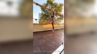 Leslie Golden (lesliehannahbelle) OnlyFans Leaks Instagram Star is a Former Cheerleader 13