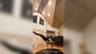 Leslie Golden (lesliehannahbelle) OnlyFans Leaks Instagram Star is a Former Cheerleader 20