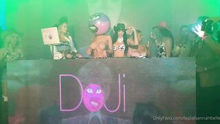 Leslie Golden (lesliehannahbelle) OnlyFans Leaks Instagram Star is a Former Cheerleader 23